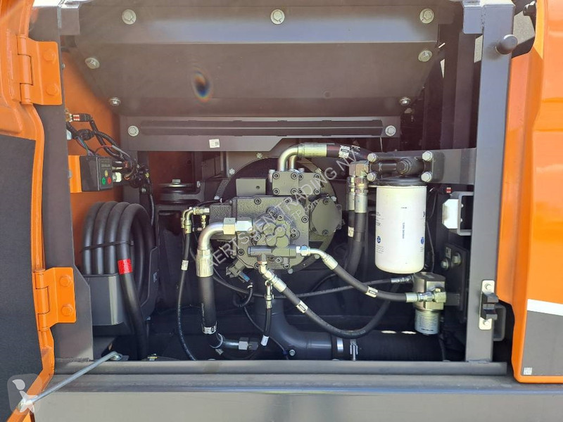 Skovl Develon DX225LC-7M