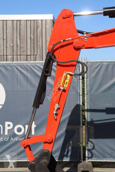 Excavadora Kubota KX155-5