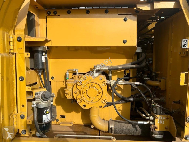 Excavator Caterpillar D3 GC