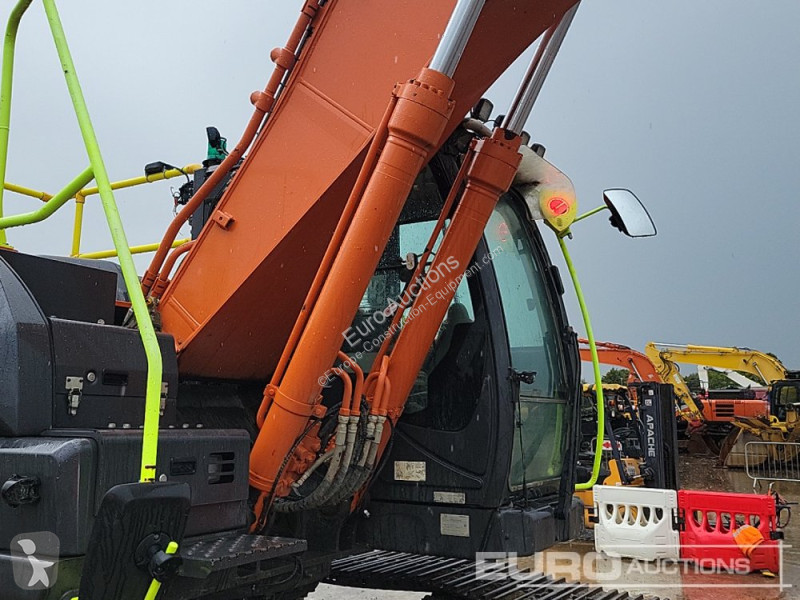 Graafmachine Hitachi -7