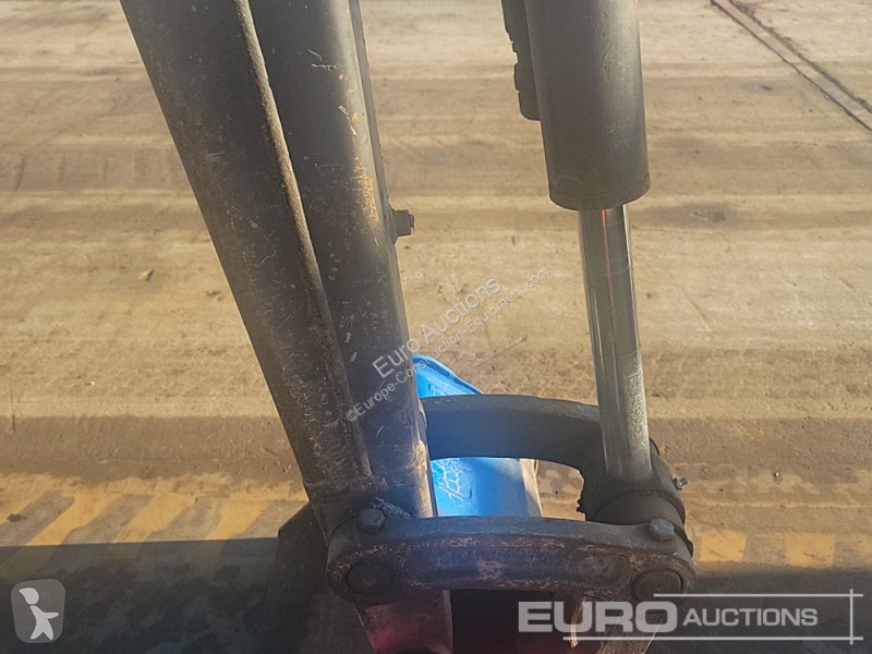 Excavator Volvo EC27C