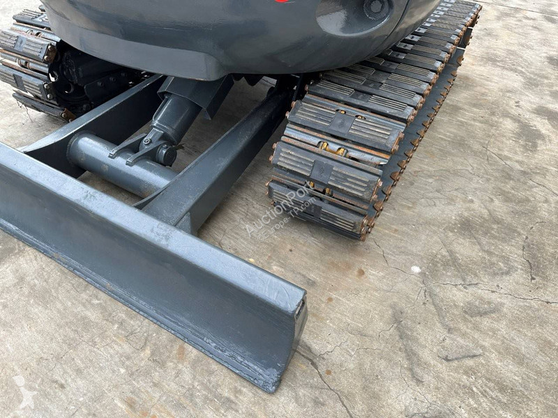 Skovel Neuson 6003