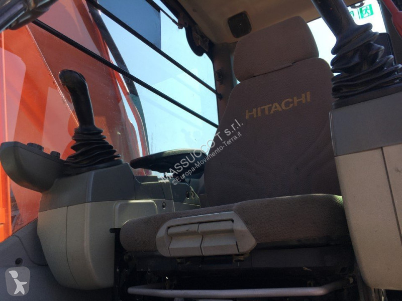 Экскаватор Hitachi 5B