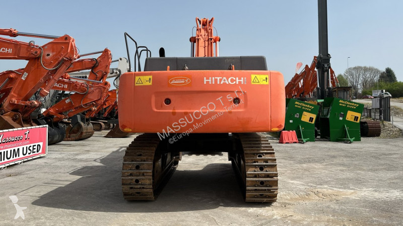 Rýpadlo Hitachi
