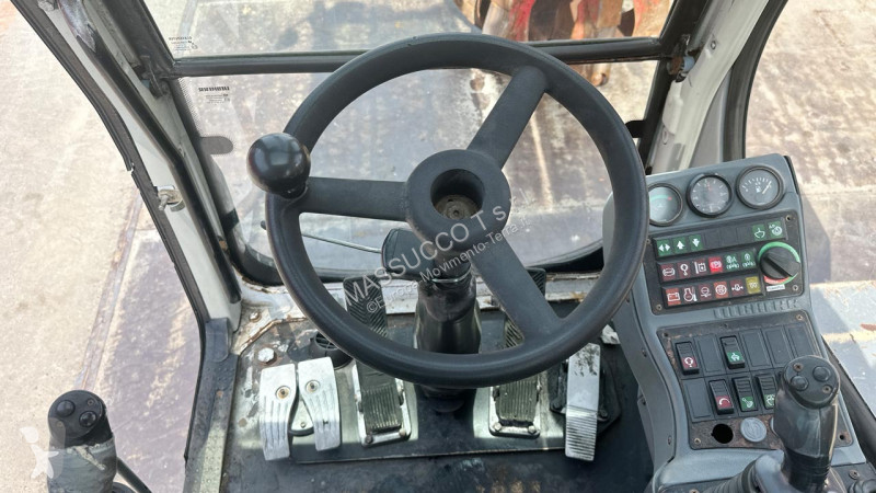 جرافة Liebherr