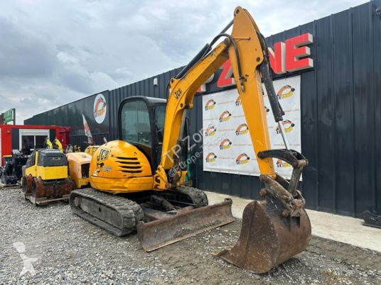 Lopatový nakládač JCB à 18 500 € ht