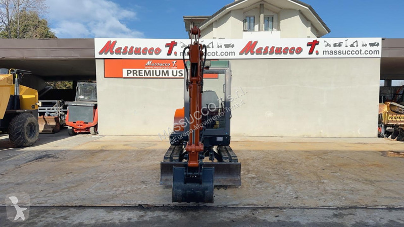 Rýpadlo Hitachi CLR
