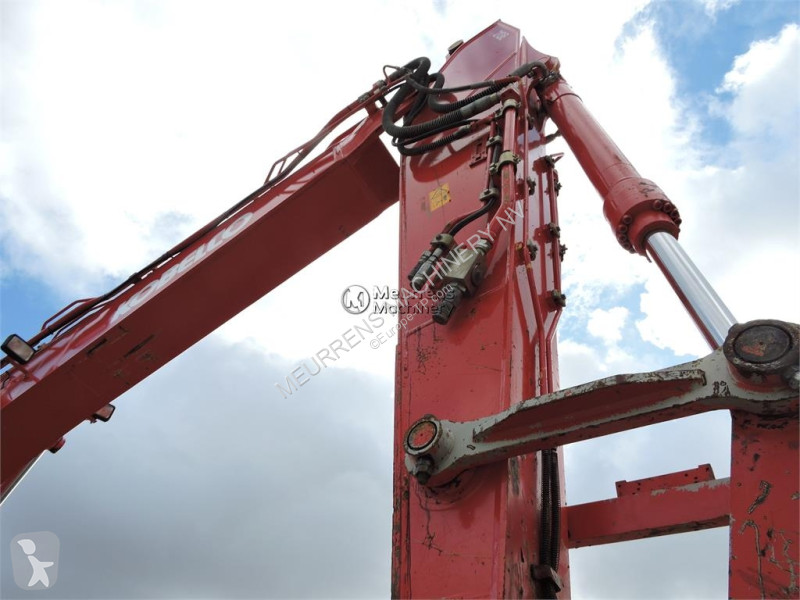 جرافة Kobelco SK210