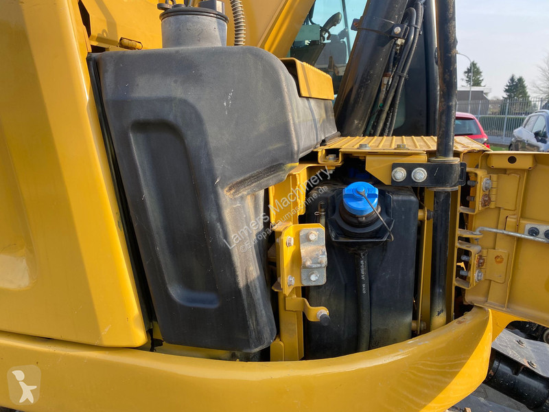 Escavatore Caterpillar GC .