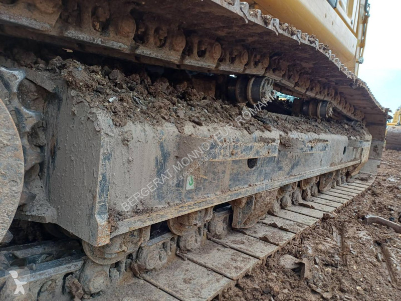 Rýpadlo Caterpillar 323-07