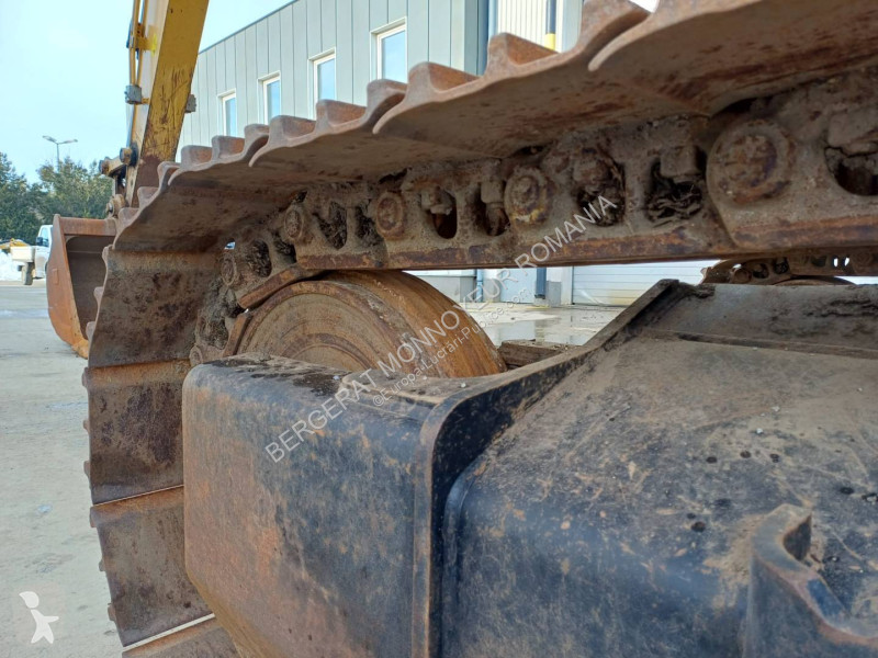 Excavator Caterpillar 318FL