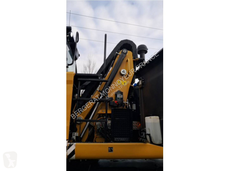 Graafmachine Caterpillar MH3024-1