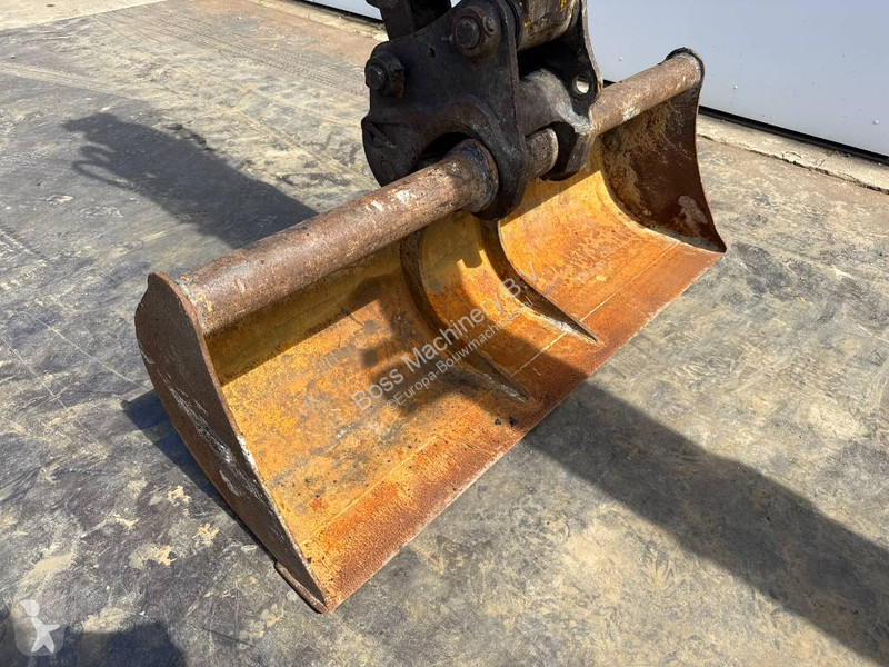 Skovl JCB - Hammer Lines / Quick Coupler