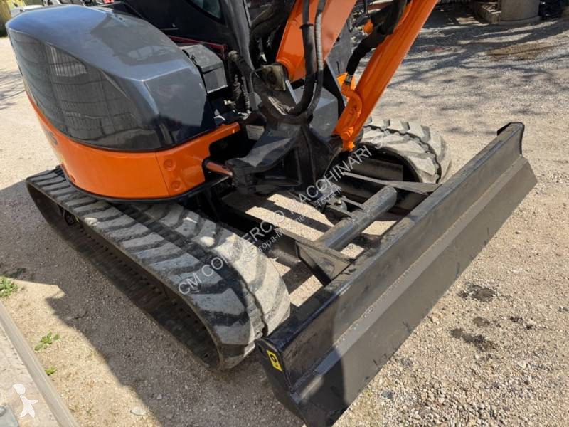 جرافة Hitachi