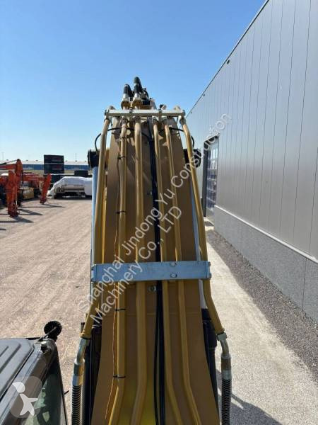 جرافة Caterpillar 330GC