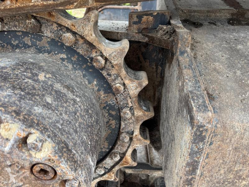 جرافة Komatsu