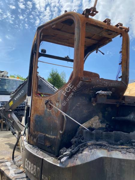Rýpadlo Volvo ECR88D / 1er Main Certificat CE...