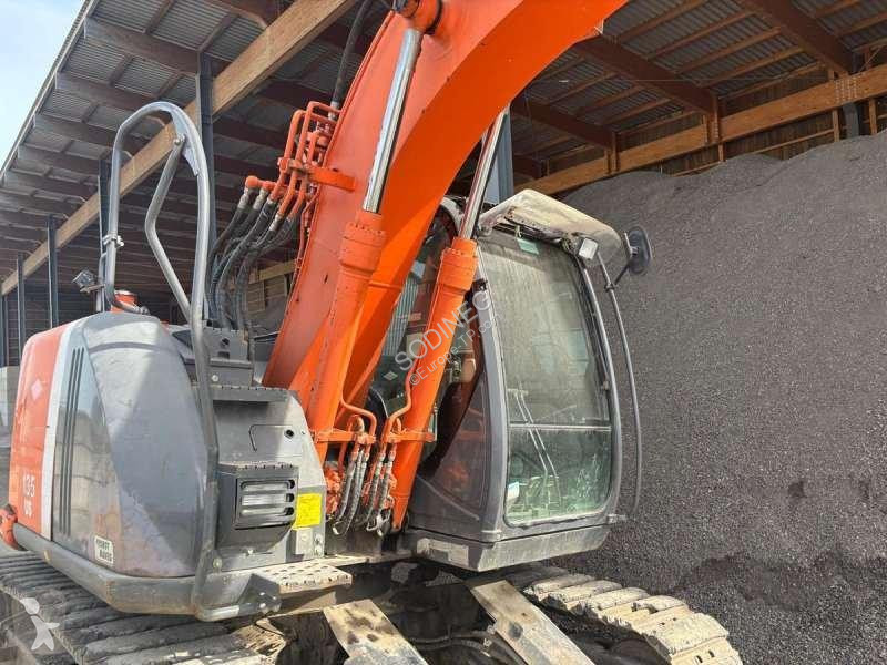 جرافة Hitachi ZX135 US3