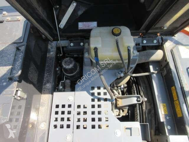 Lopatový nakládač Hitachi ZX135 US6