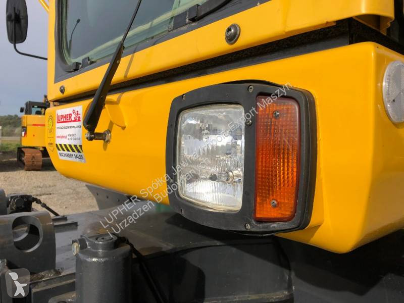 Lopatový nakládač Komatsu PW180-7E0