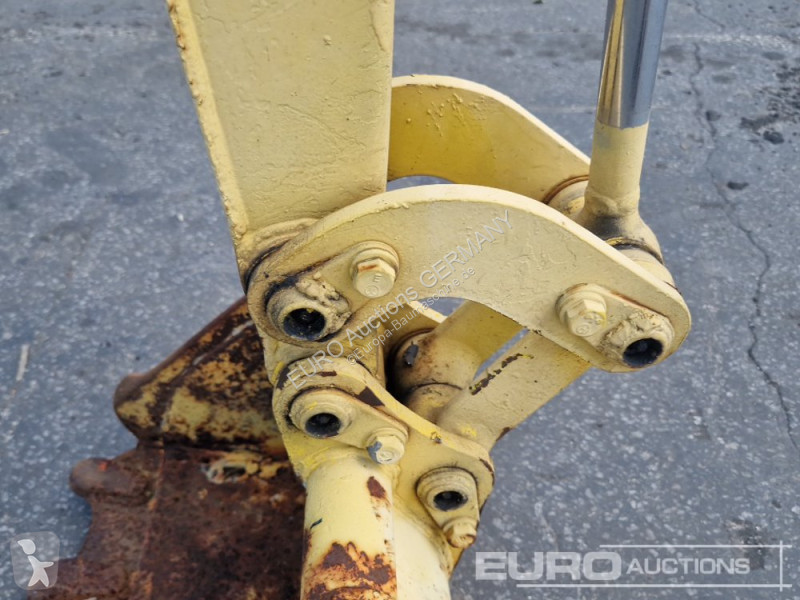 Rýpadlo Komatsu PC03
