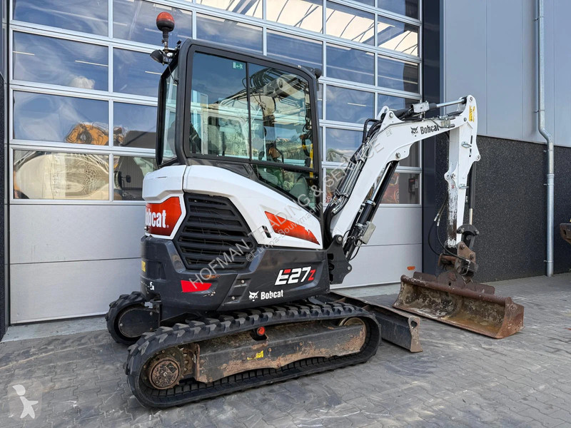 Skovl Bobcat E27
