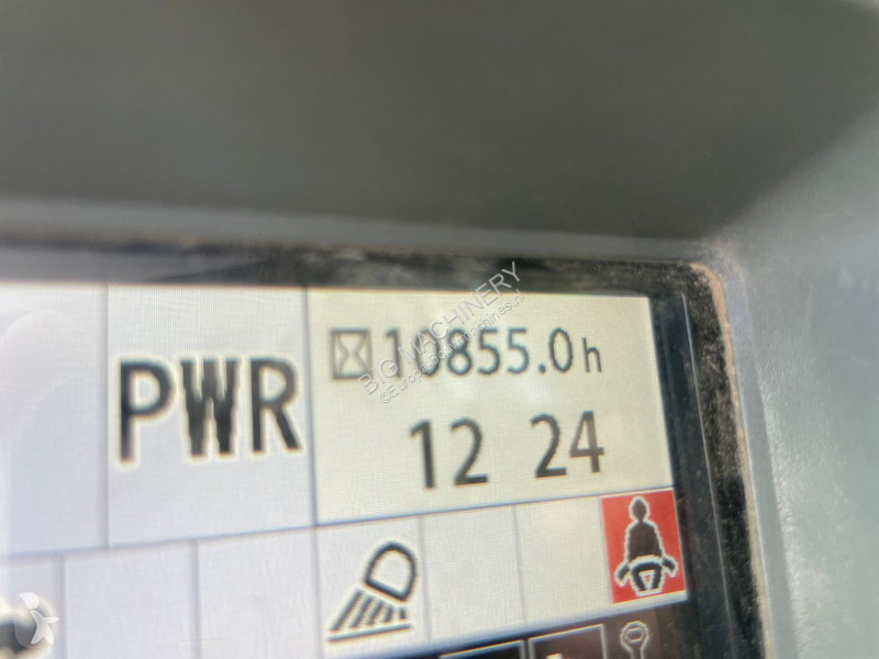 Lopatový nakládač Hitachi 5B