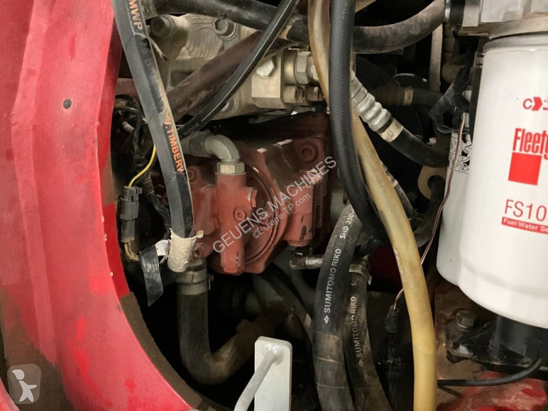 جرافة Takeuchi 2150