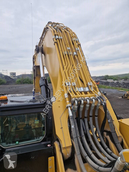 جرافة Caterpillar 395