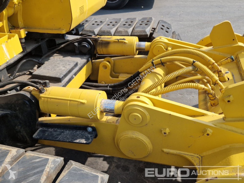 جرافة Komatsu PC138US-2E1