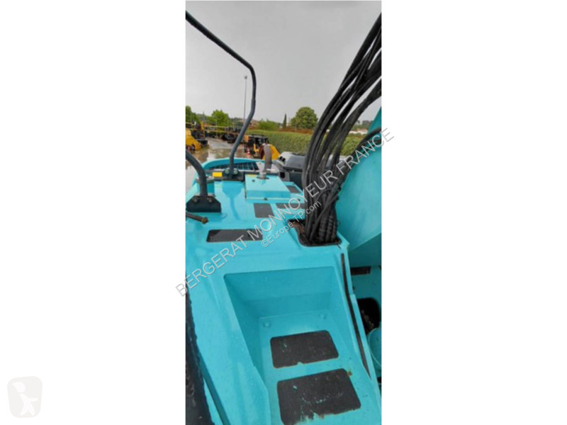 Rýpadlo Kobelco SK260
