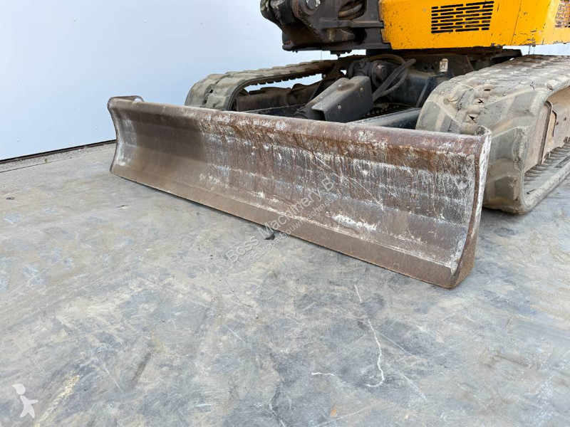 Skovl JCB Z1 - Blade / Hammer Lines