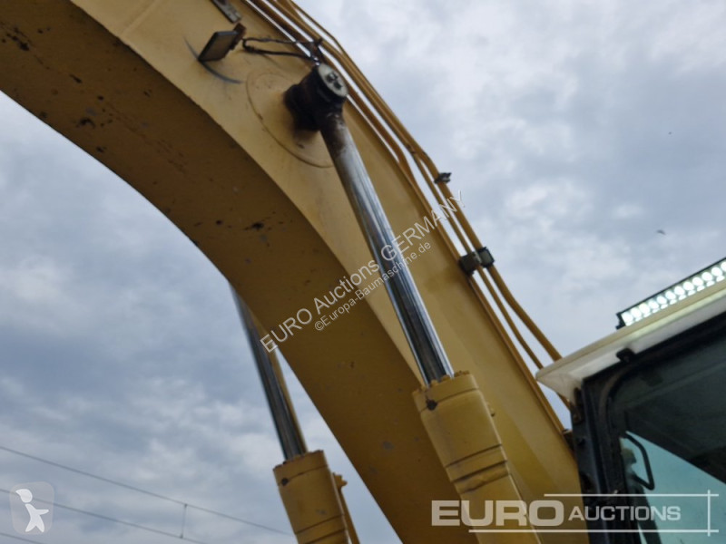 Rýpadlo Komatsu 10