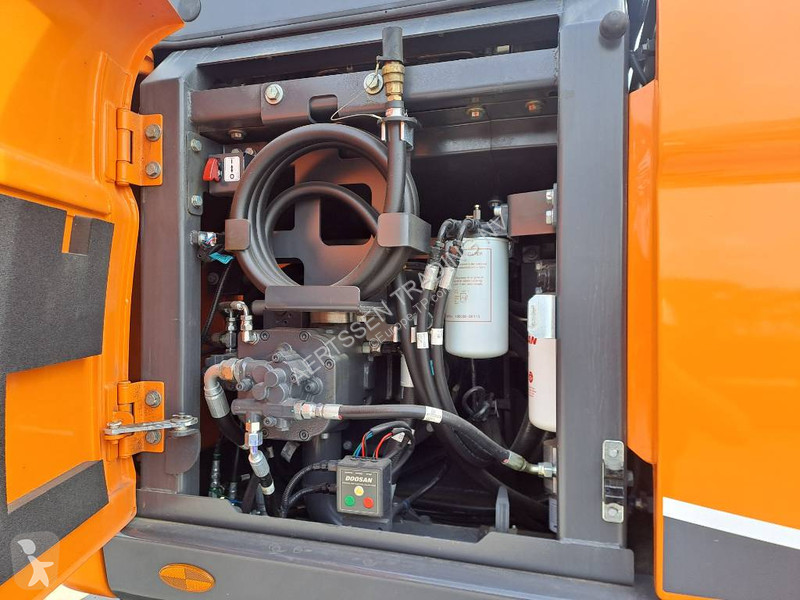 Skovl Develon DX160W-7