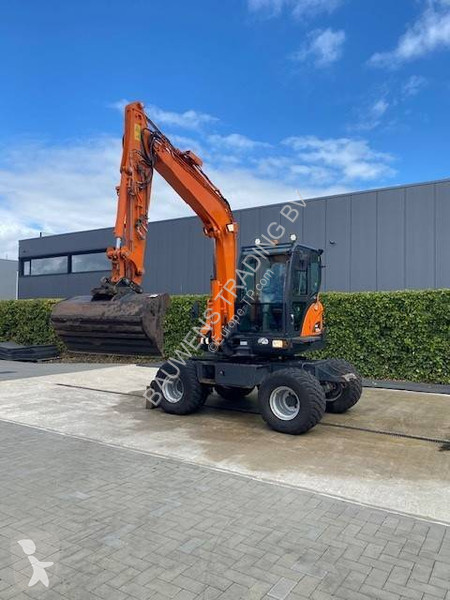 Экскаватор Doosan