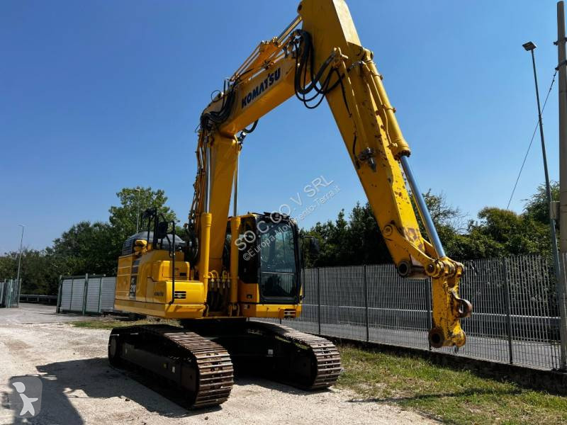 جرافة Komatsu PC210 NLC 11