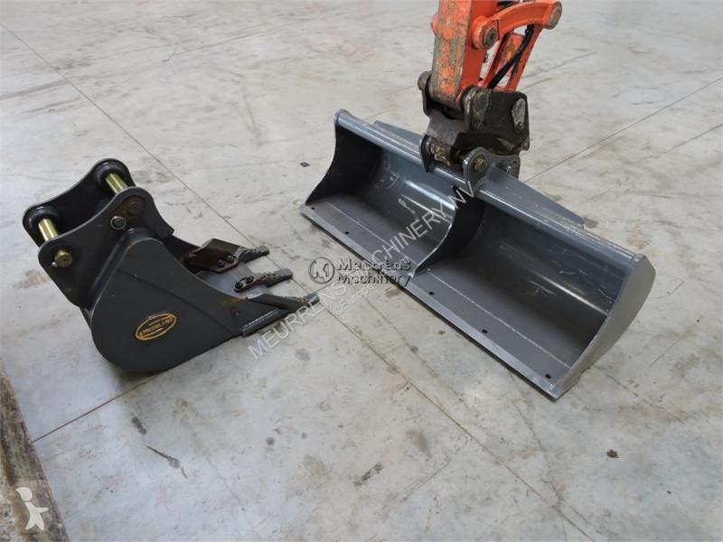 Pelle Kubota U50-5 2 New Bucket