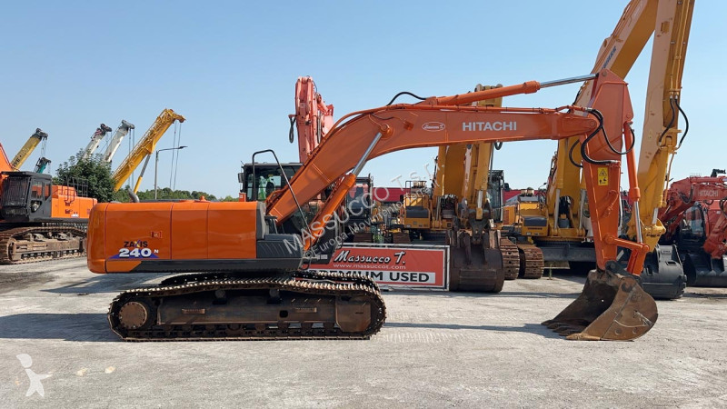 Rýpadlo Hitachi