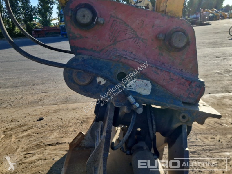جرافة JCB