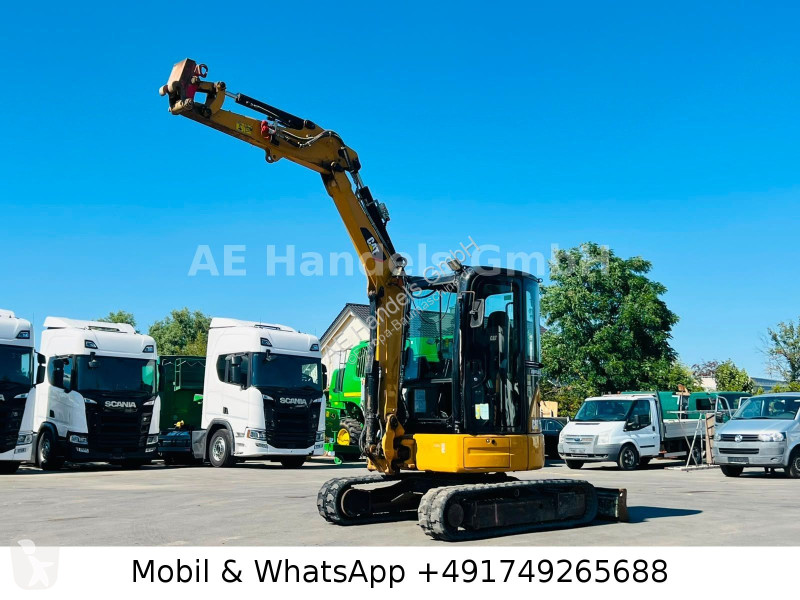 جرافة Caterpillar E...