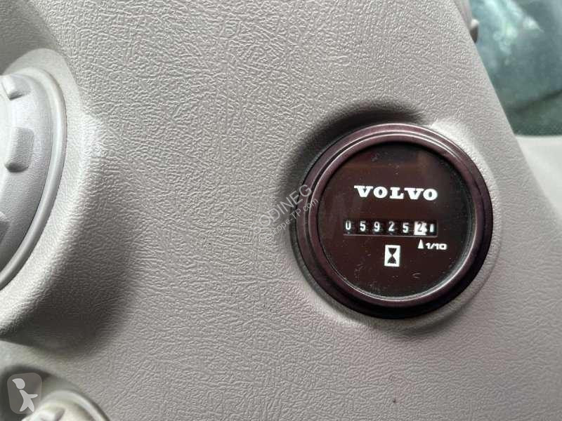Rýpadlo Volvo  EC220EL