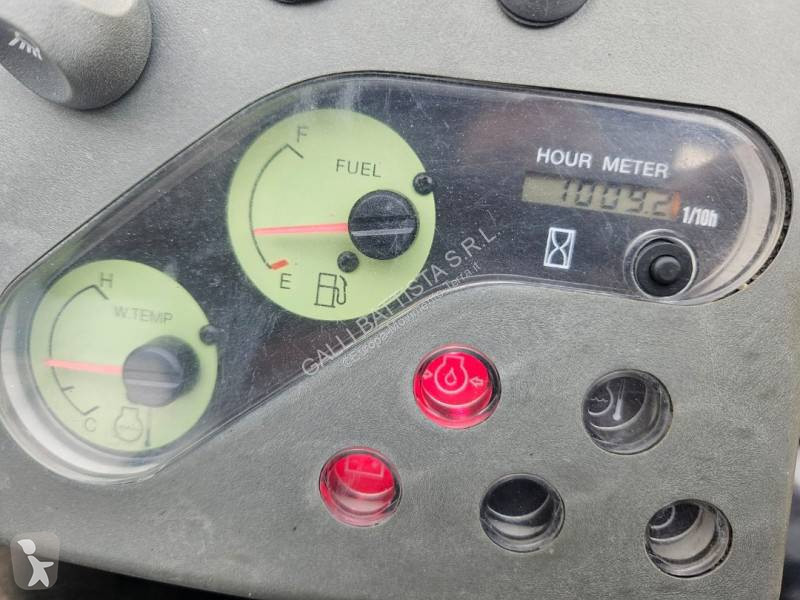 جرافة Yanmar VIO 17