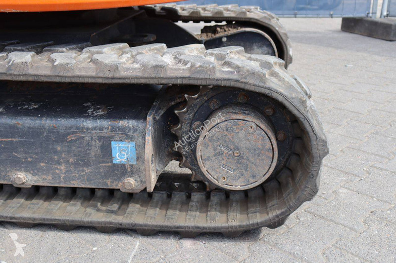 Rýpadlo Hitachi ZX26U-6 CLR