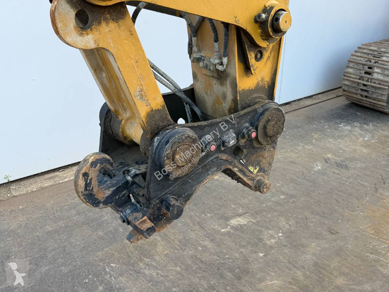 Rýpadlo Caterpillar 323 - Next Gen - Hammer...