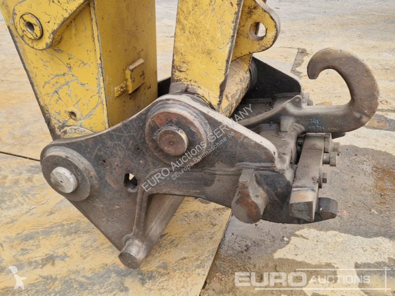 جرافة Caterpillar N