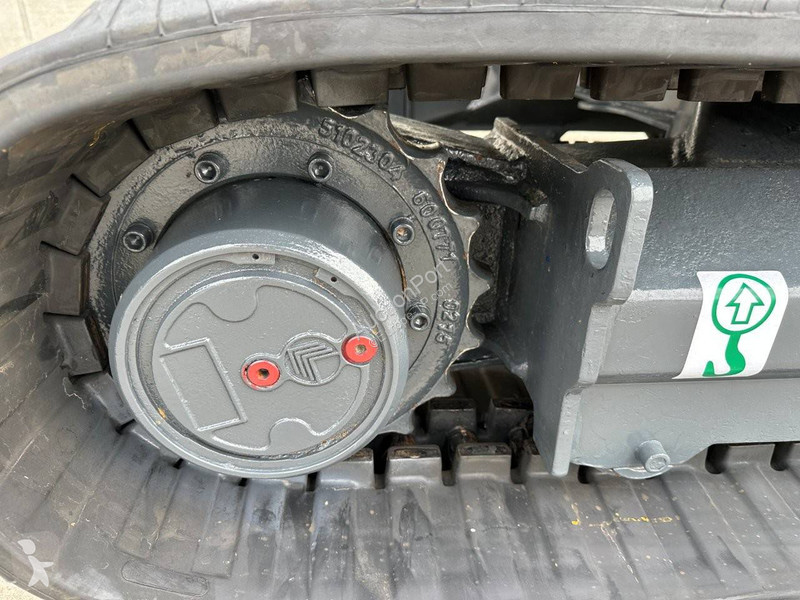 جرافة Neuson 50Z3