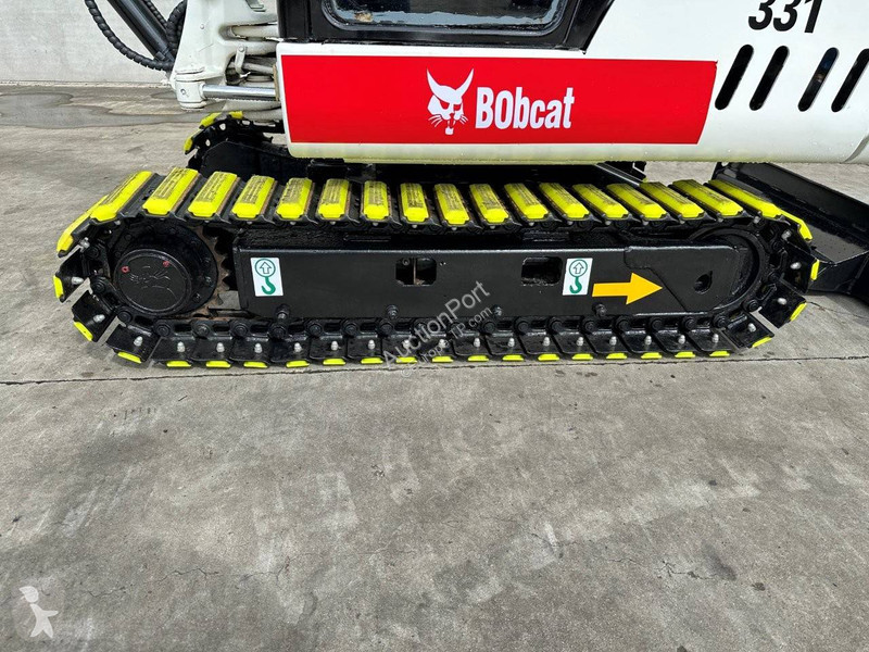 Lopatový nakládač Bobcat