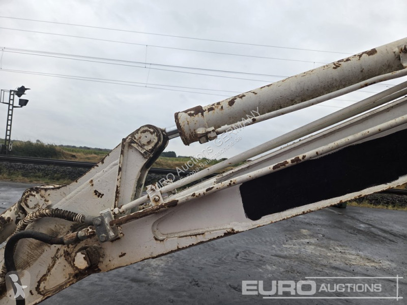 Excavator Yanmar YB351
