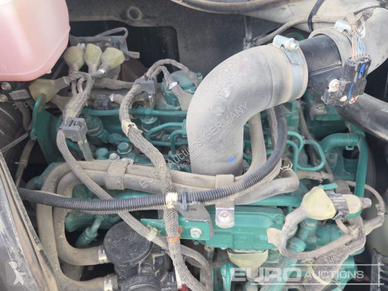 Багер Volvo ECR50F