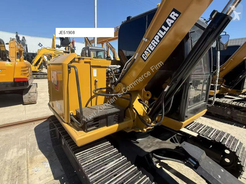 جرافة Caterpillar 307